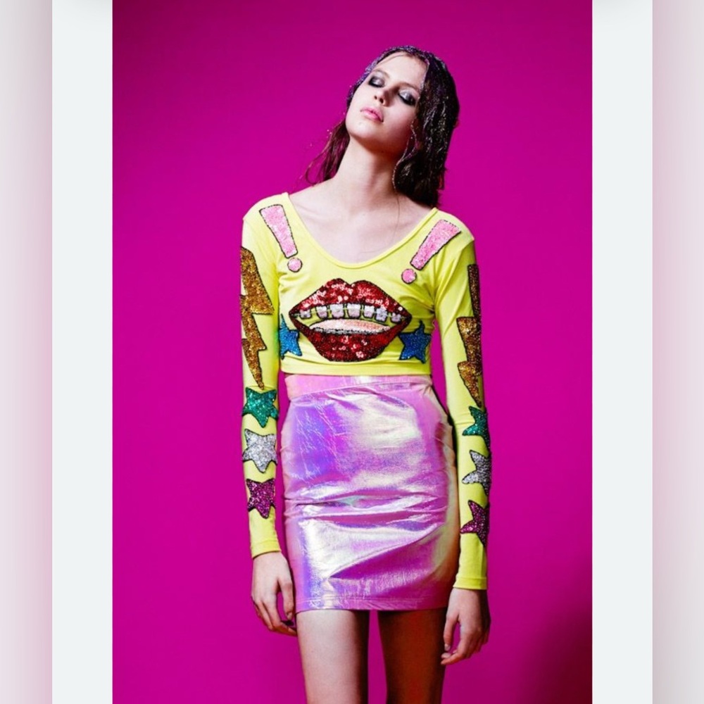 Discount Universe Lips Long Sleeve Sequin Crop Top